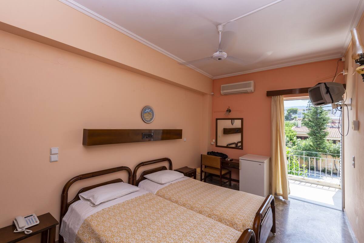 Chambre Double, vue montagne