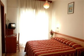 Chambre Classique Double ou avec lits jumeaux