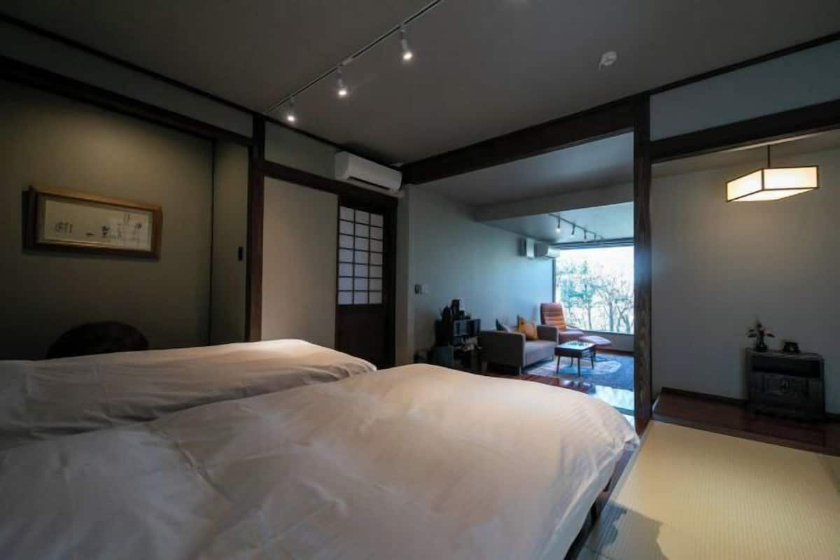 1 bedroom, in-room safe, free WiFi
