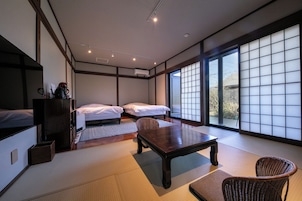 Habitación estándar, no fumadores (Japanese Western Style, Open Air Bath) | Caja fuerte y wifi gratis