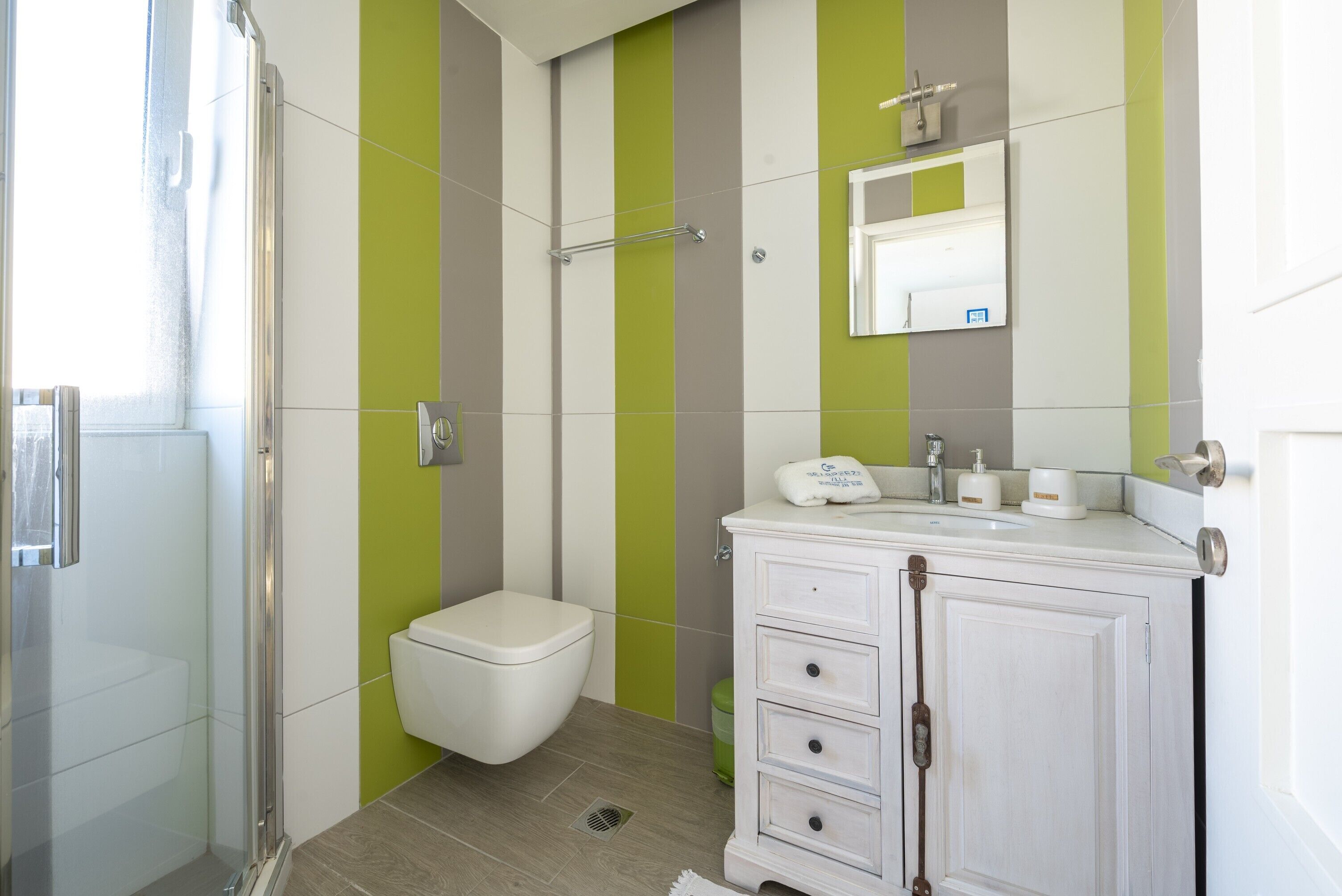 Foto - Seabreeze Villa - with Jacuzzi & heated pool