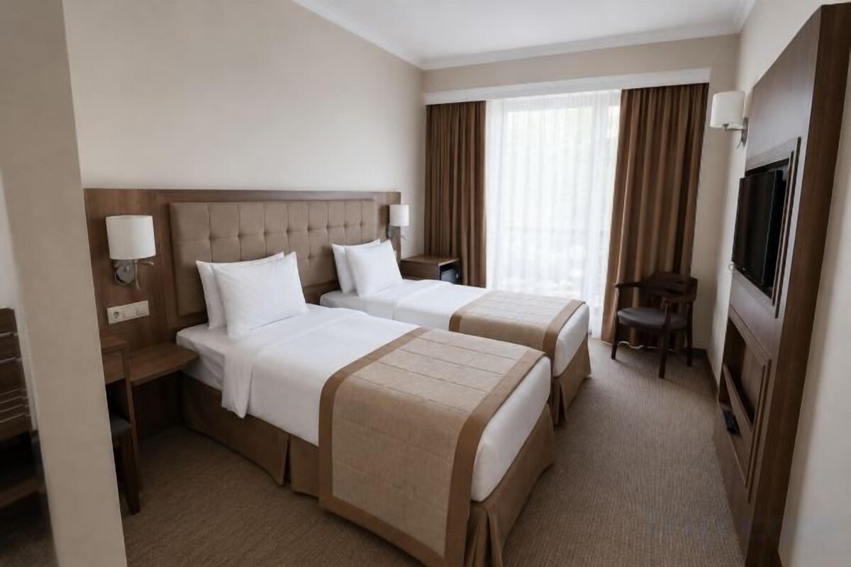 1 bedroom, minibar, in-room safe, desk