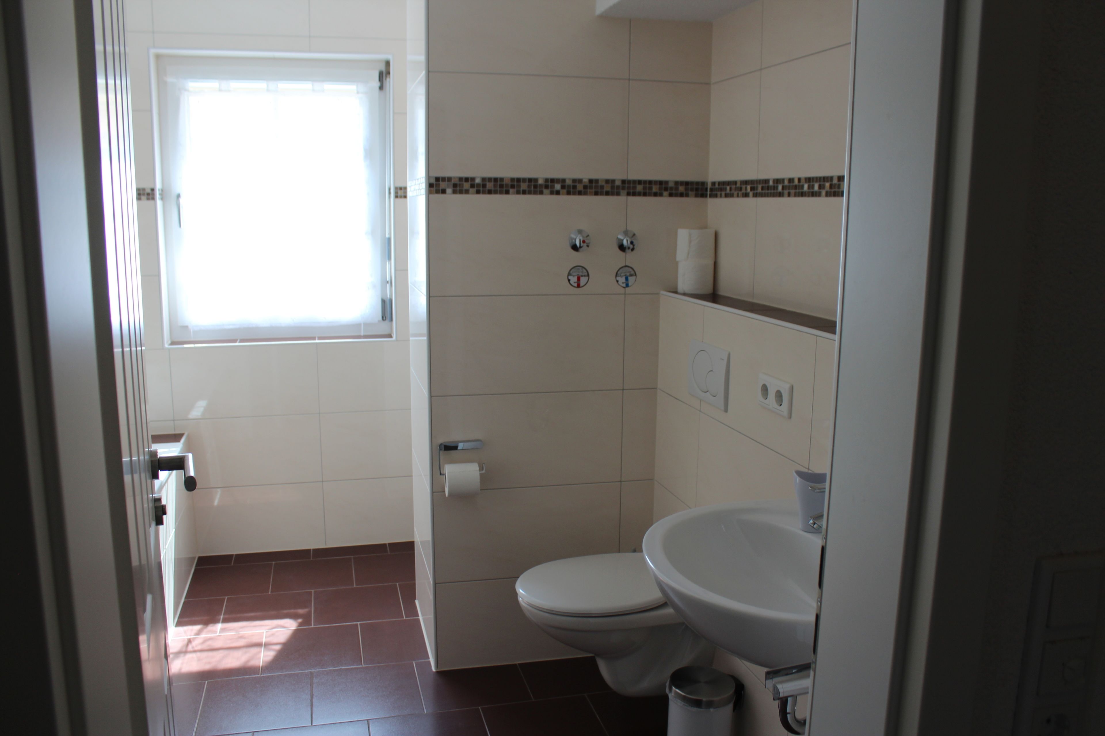 family apartment, 3 bedrooms, balcony, park view | bathroom | hair dryer, towels