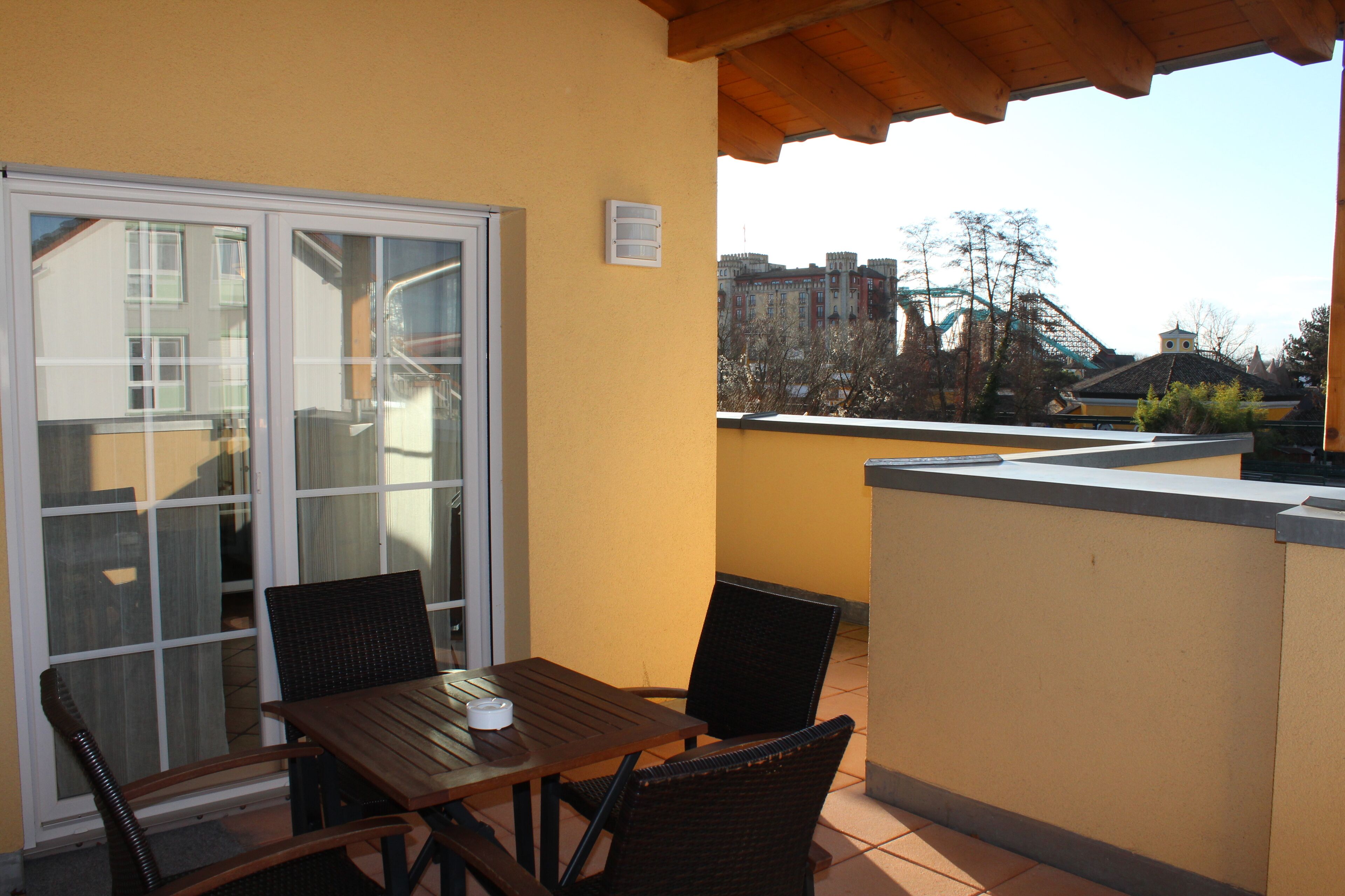 deluxe apartment, 1 bedroom, balcony, park view | terrace/patio