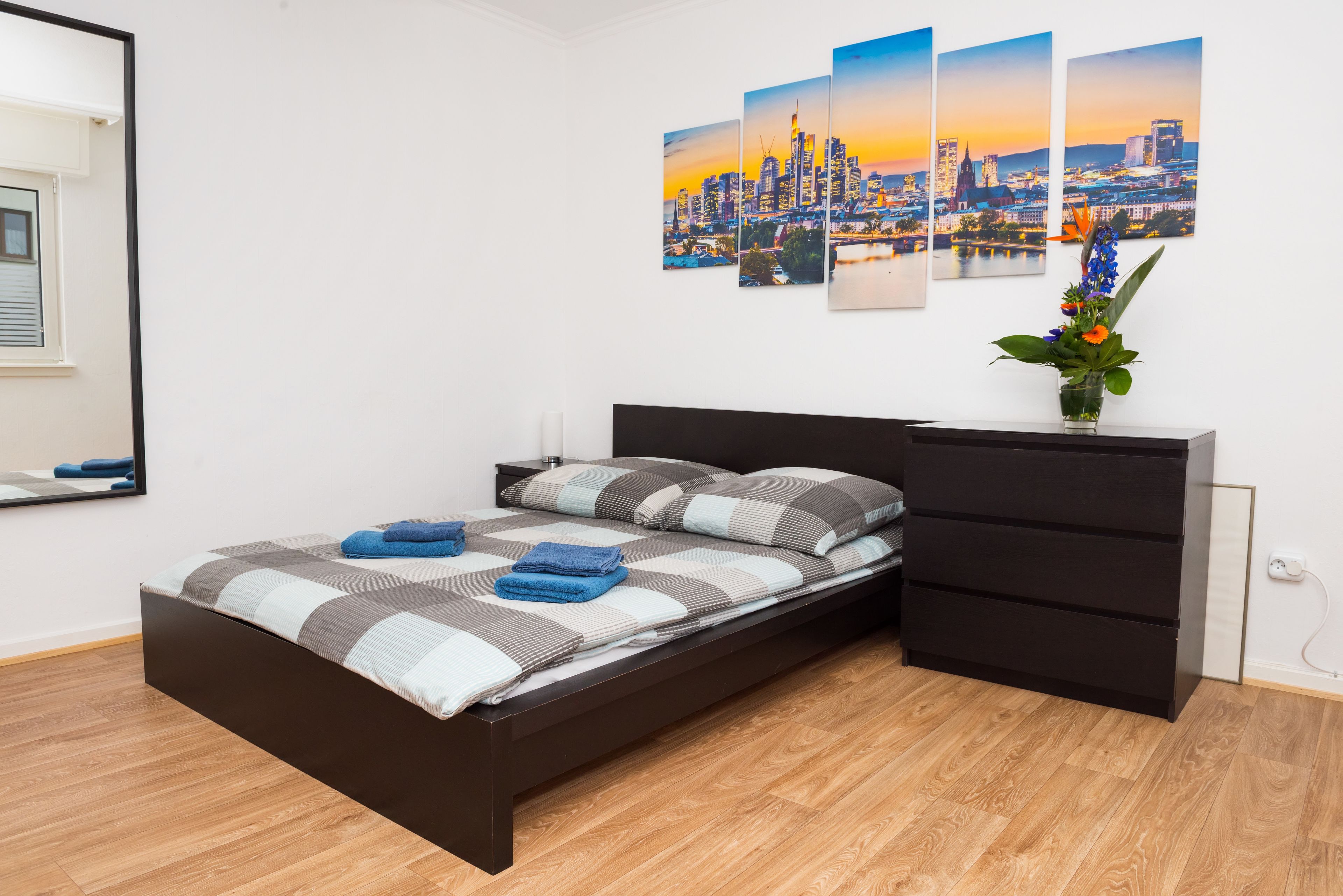 City Apartment, 2 Bedrooms, Non Smoking | 2 bedrooms, desk, laptop workspace, iron/ironing board