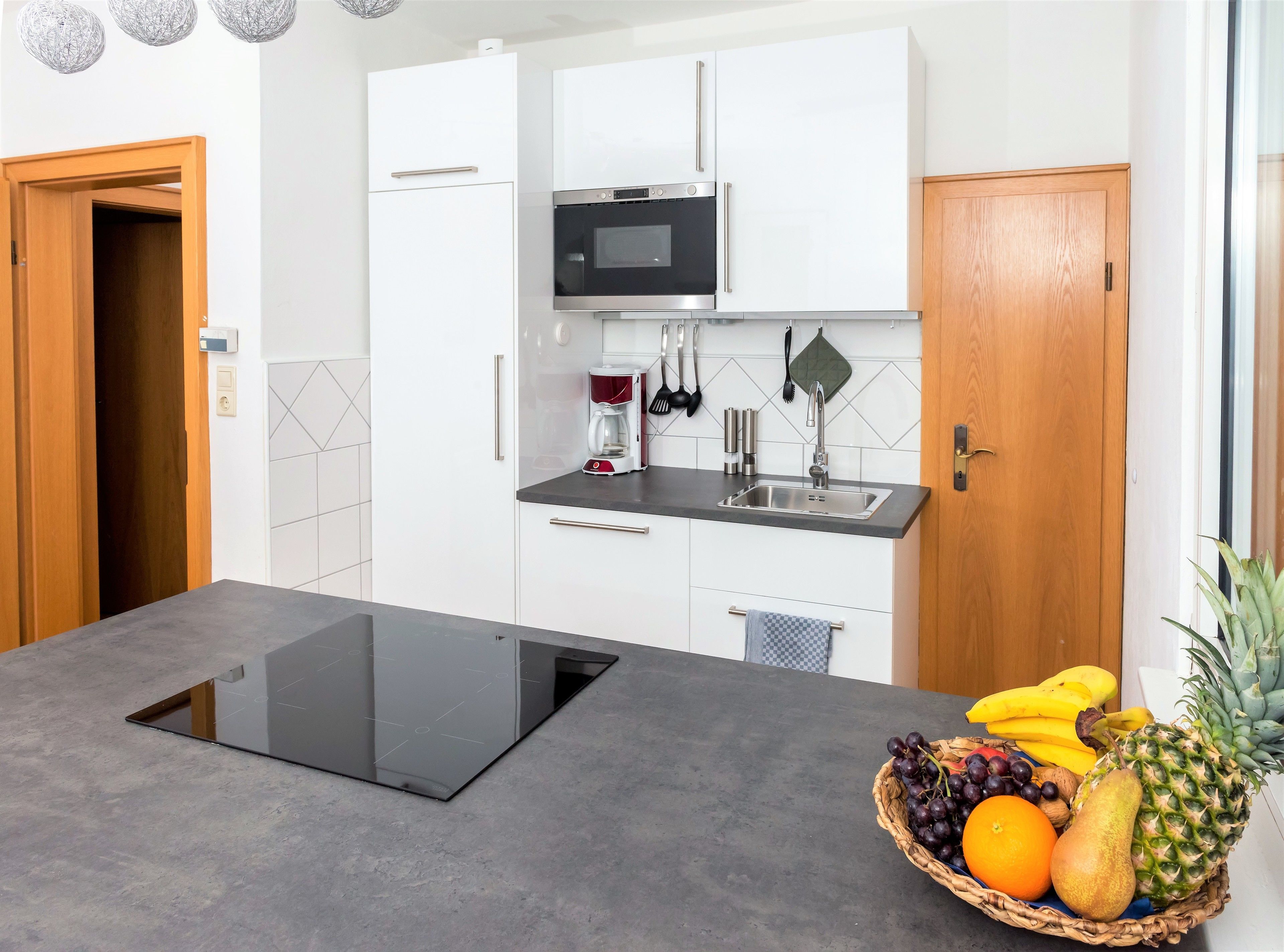 City Apartment, 2 Bedrooms, Non Smoking | Private kitchen | Full-sized fridge, microwave, stovetop, dishwasher