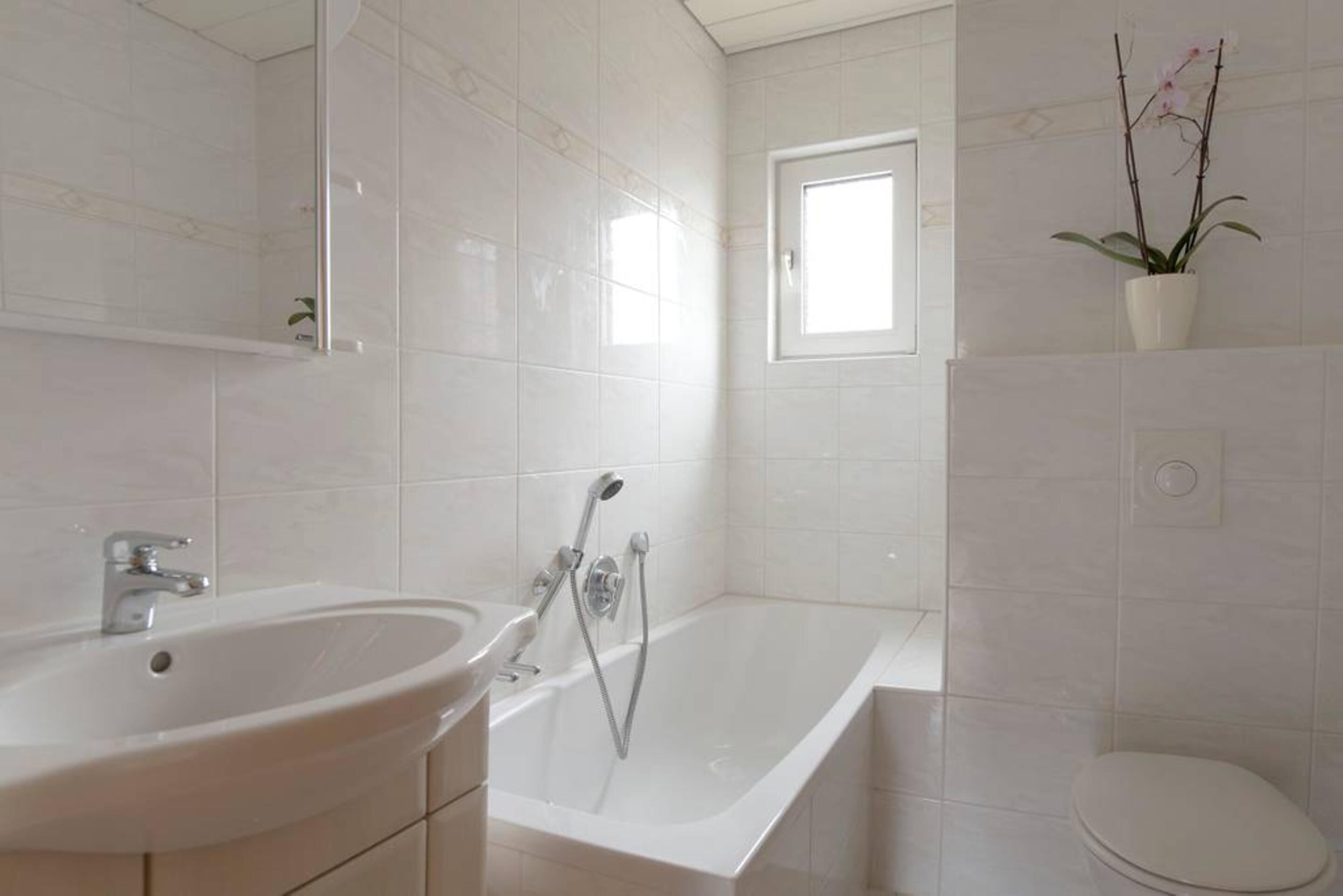 City Apartment, 2 Bedrooms, Non Smoking | Bathroom | Free toiletries, hair dryer, towels, soap