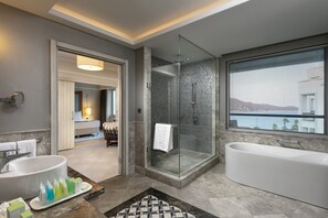 Bathroom - Xanadu Island Hotel - All Inclusive (Bodrum)