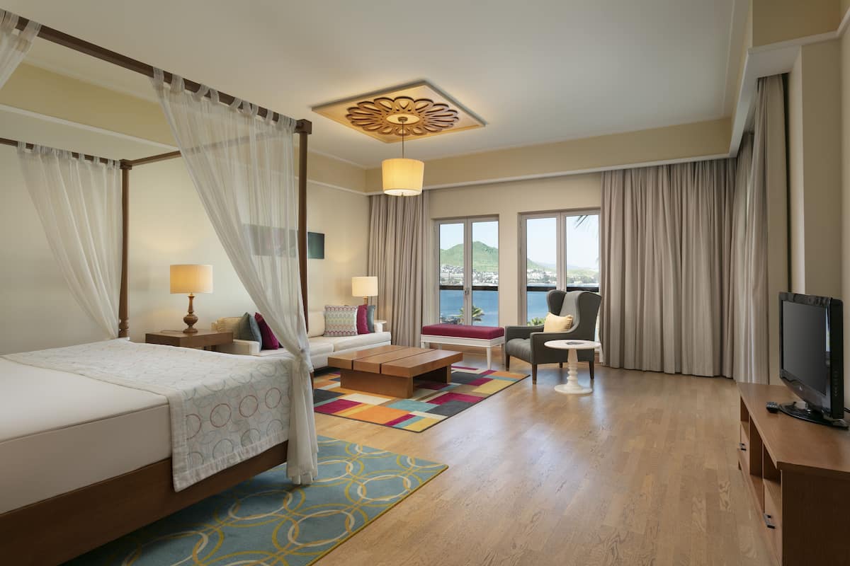 Suite (Lavender)
