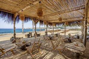 Bar pantai