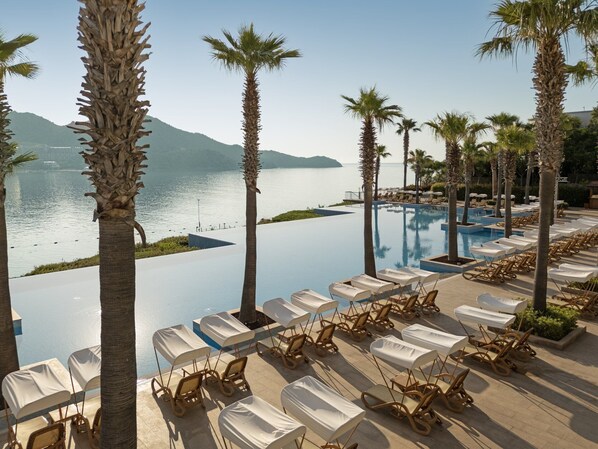 Indoor pool, 2 outdoor pools, pool loungers, lifeguards on site - Xanadu Island Hotel - All Inclusive (Bodrum)
