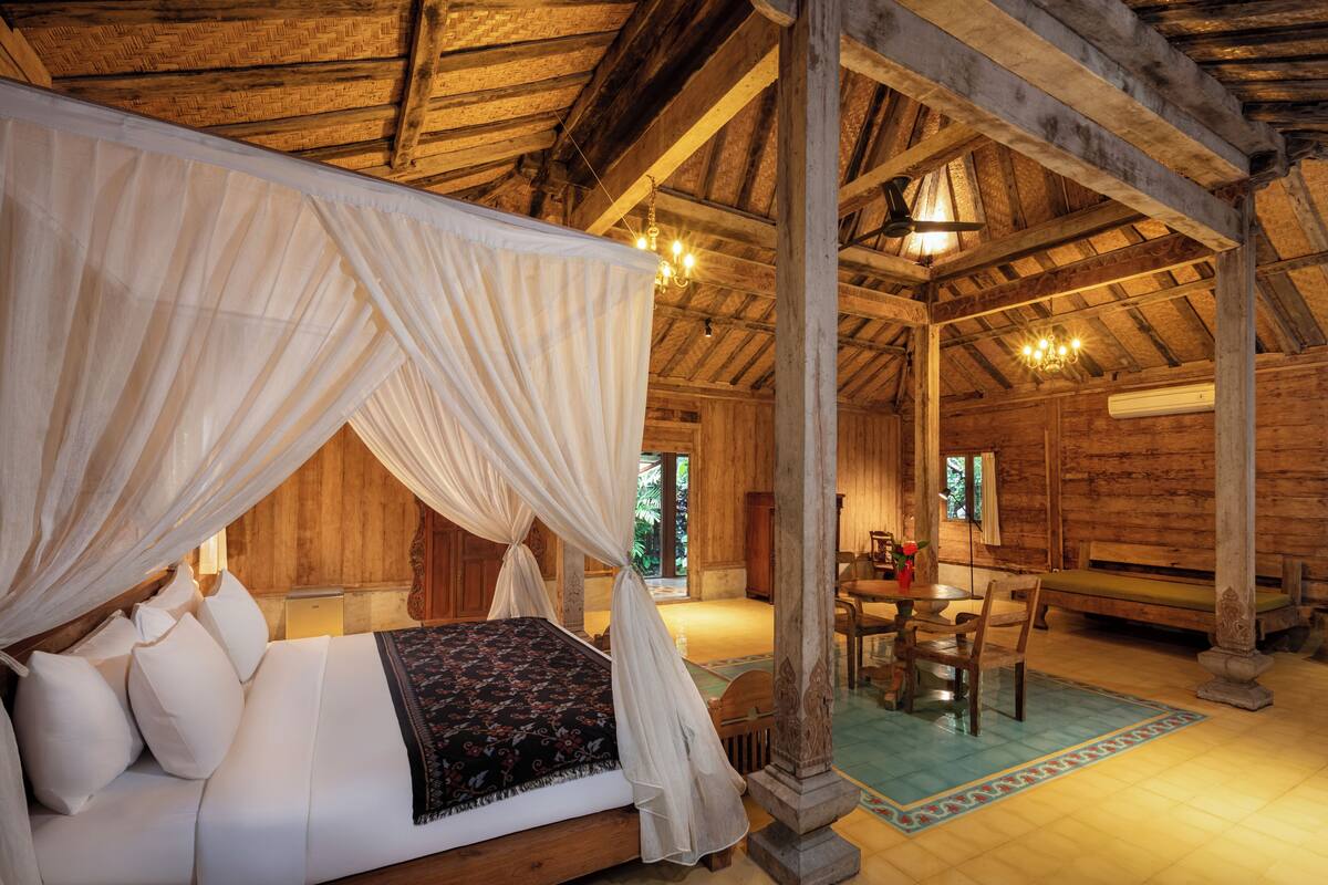 Comfort Villa, Pool View | In-room safe, blackout curtains, iron/ironing board (on request)