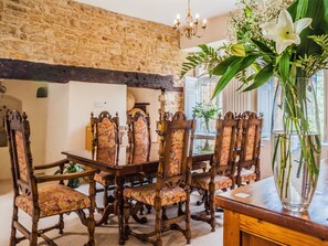 Restaurant - Ecton House (Northampton)