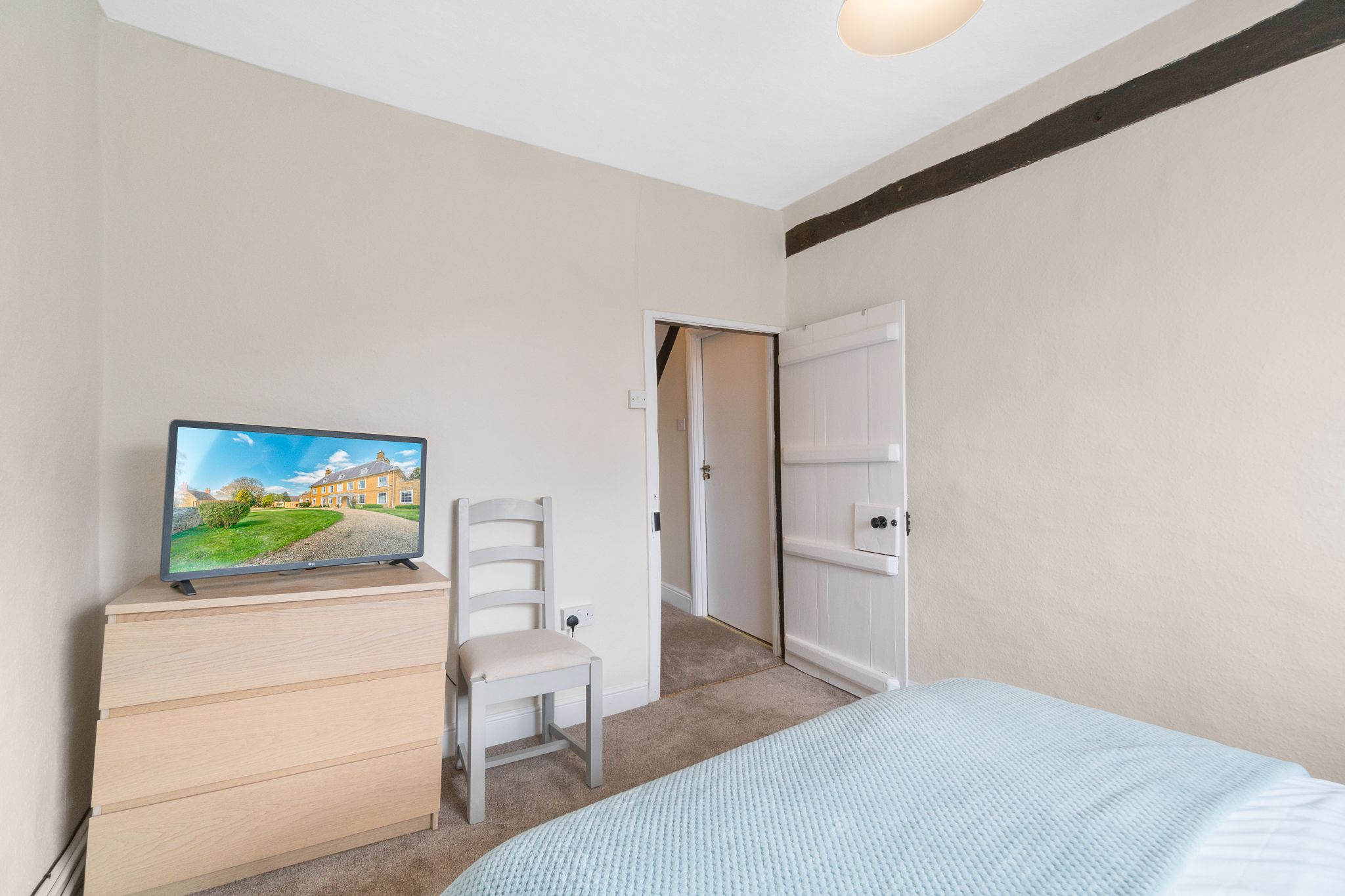 double room, private bathroom, courtyard view (attic double room)