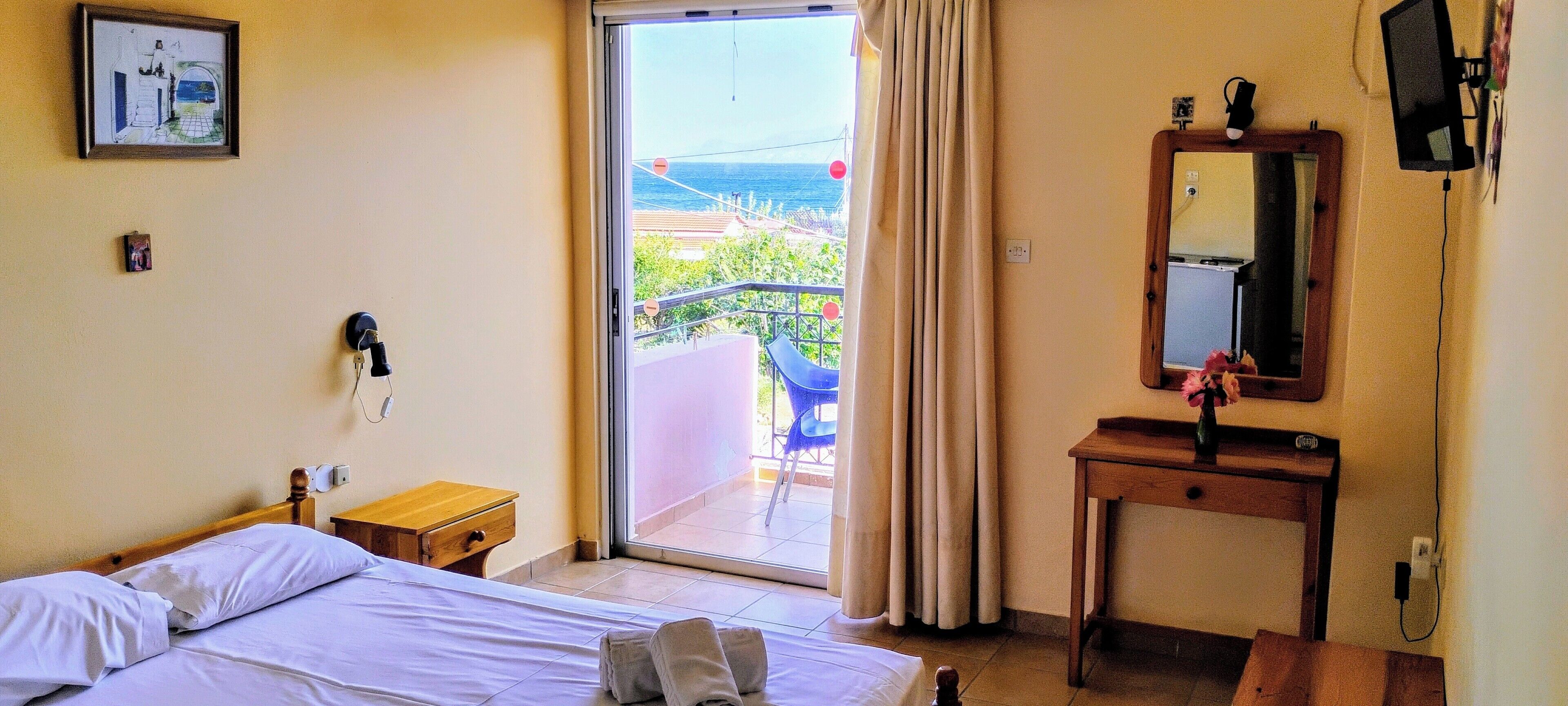 Economy Double Room | Balcony view