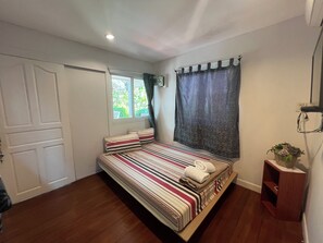 Free WiFi - Se Sun Amphawa (Amphawa)