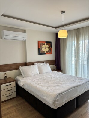 Family Suite, 2 Bedrooms | Egyptian cotton sheets, premium bedding, desk, soundproofing - Upart Home (Mersin)