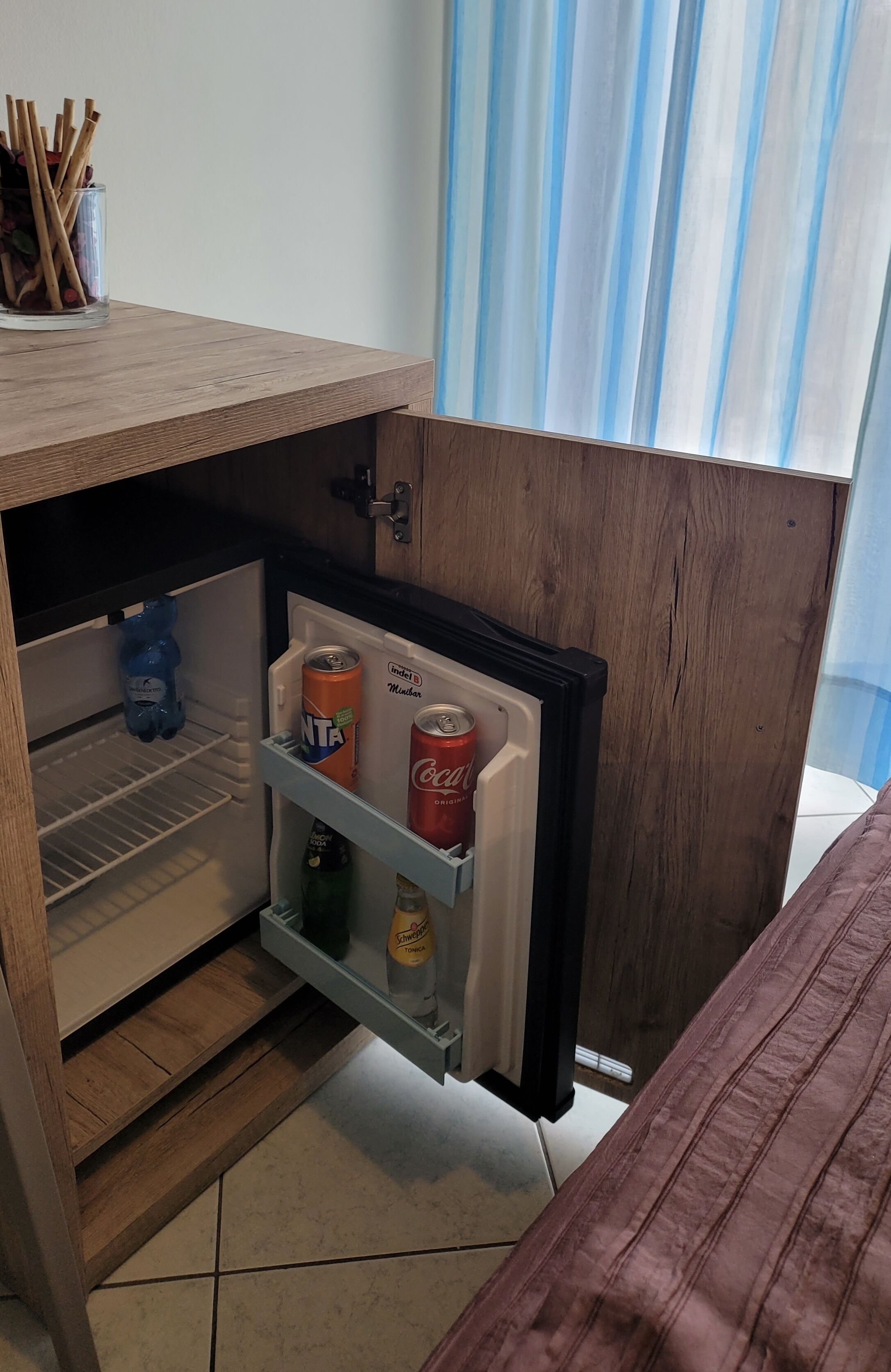 room service – dining