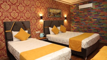 Standard Double or Twin Room | Minibar, in-room safe, desk, soundproofing