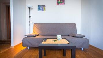 15-Zoll-Flachbildfernseher mit Kabelempfang, LED-Fernseher