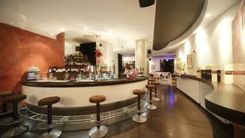 Bar (in der Unterkunft)