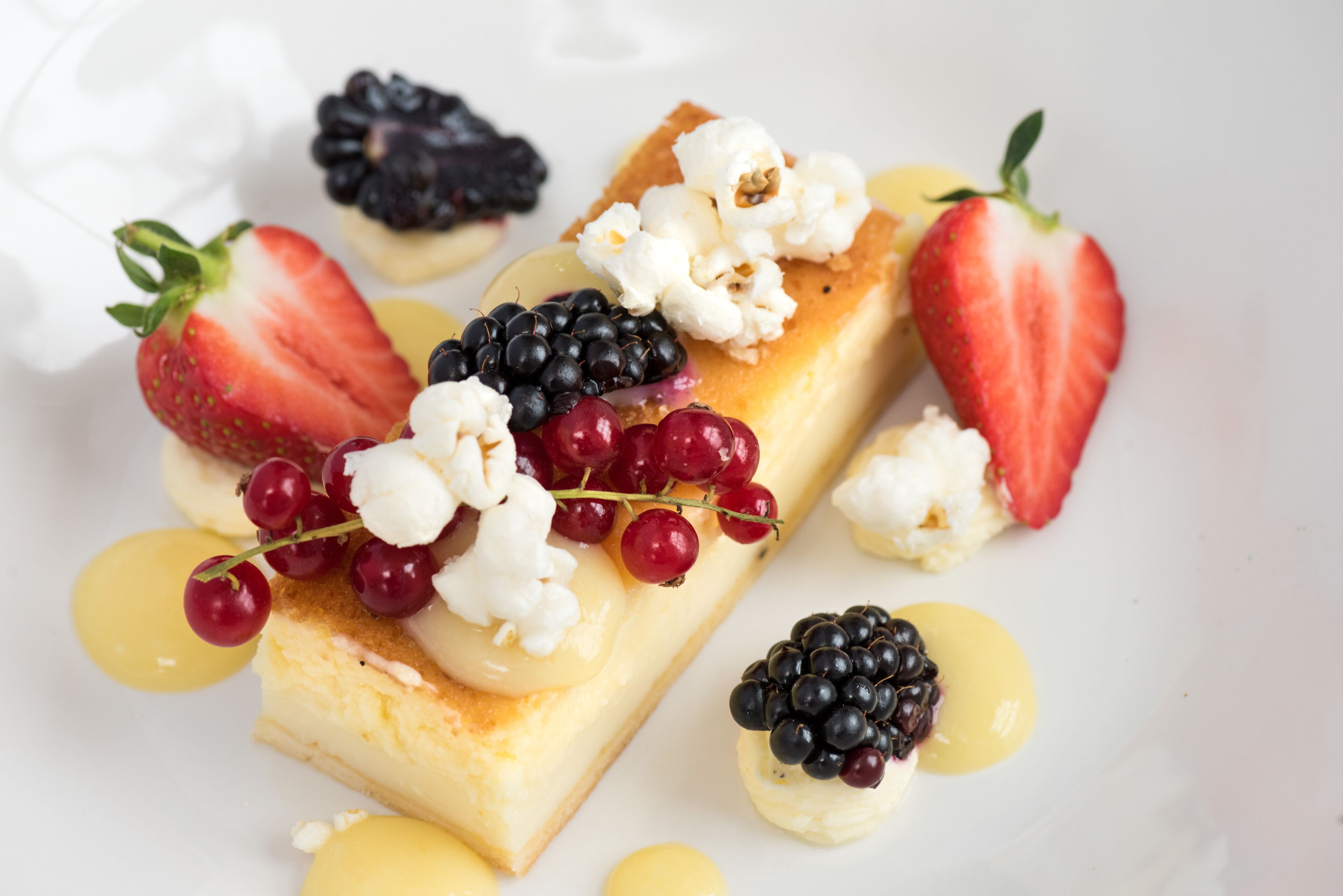 dinner served, british cuisine, sea views