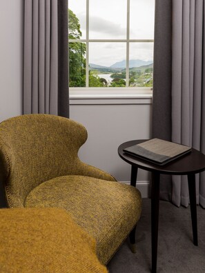 Egyptian cotton sheets, premium bedding, individually decorated