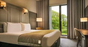 Egyptian cotton sheets, premium bedding, individually decorated - The Marmalade Hotel (Portree)