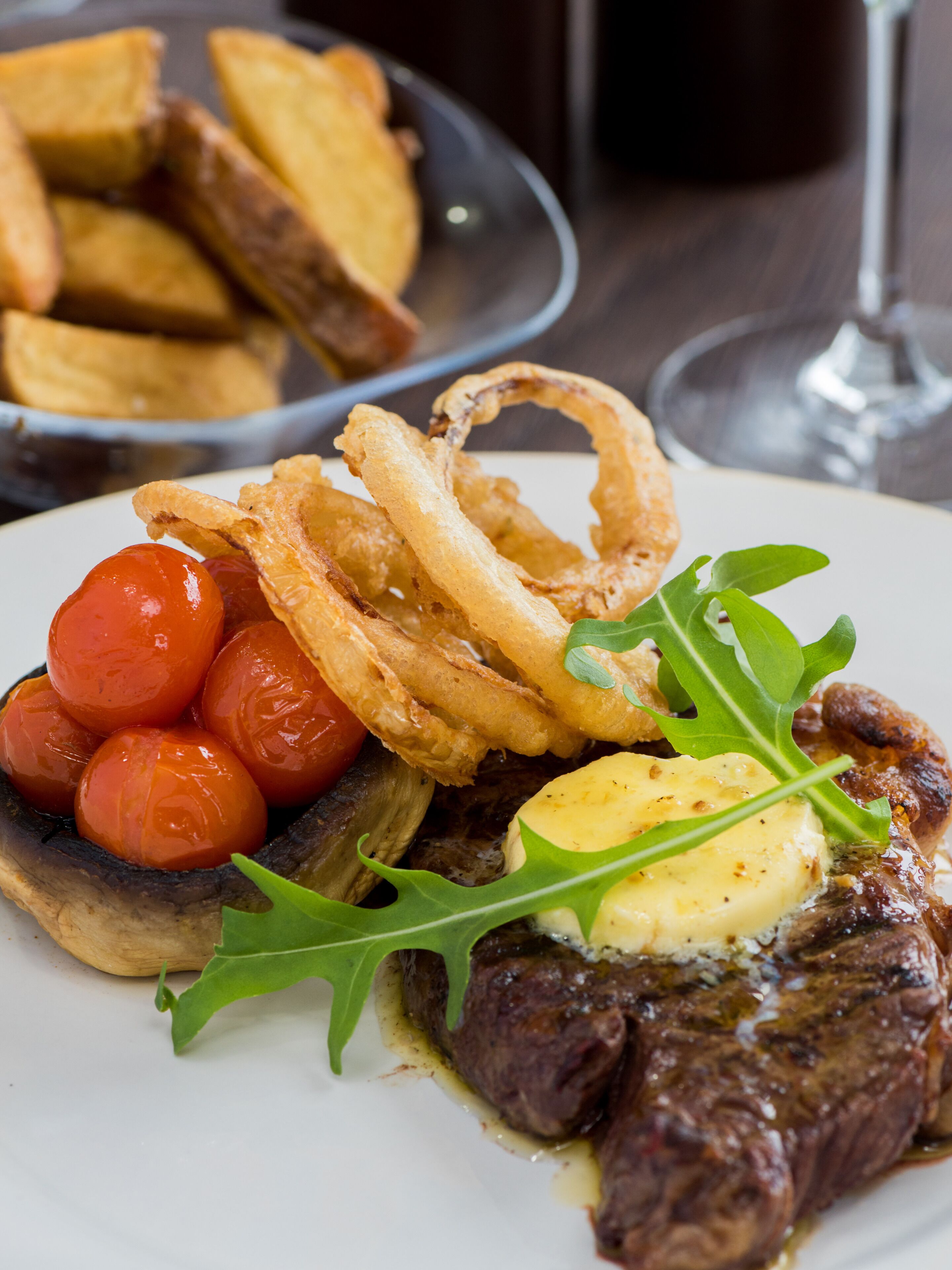 dinner served, british cuisine, sea views