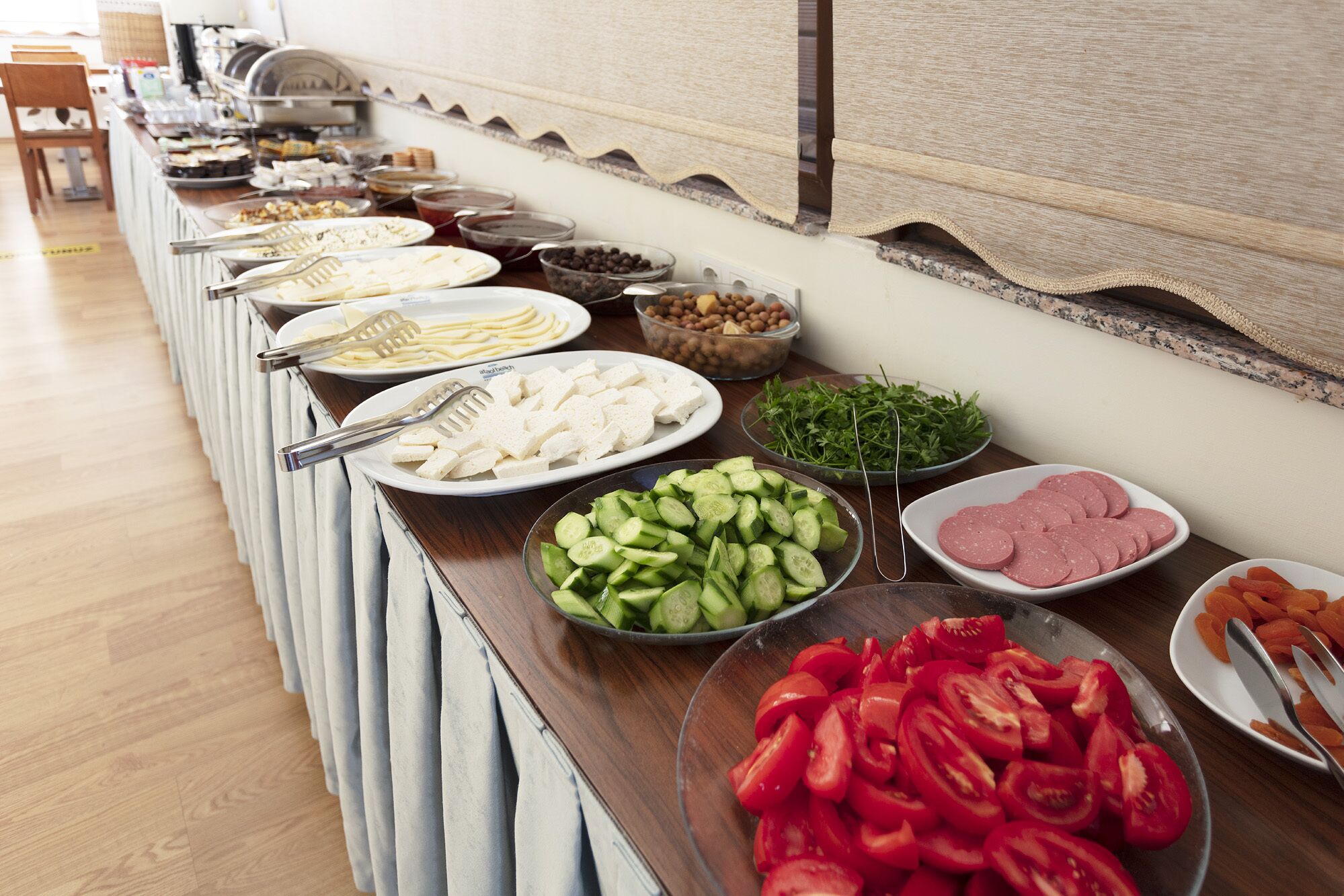 Daily buffet breakfast (EUR 7 per person)