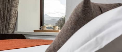 Superior Double Room | Desk, iron/ironing board, free WiFi, bed sheets