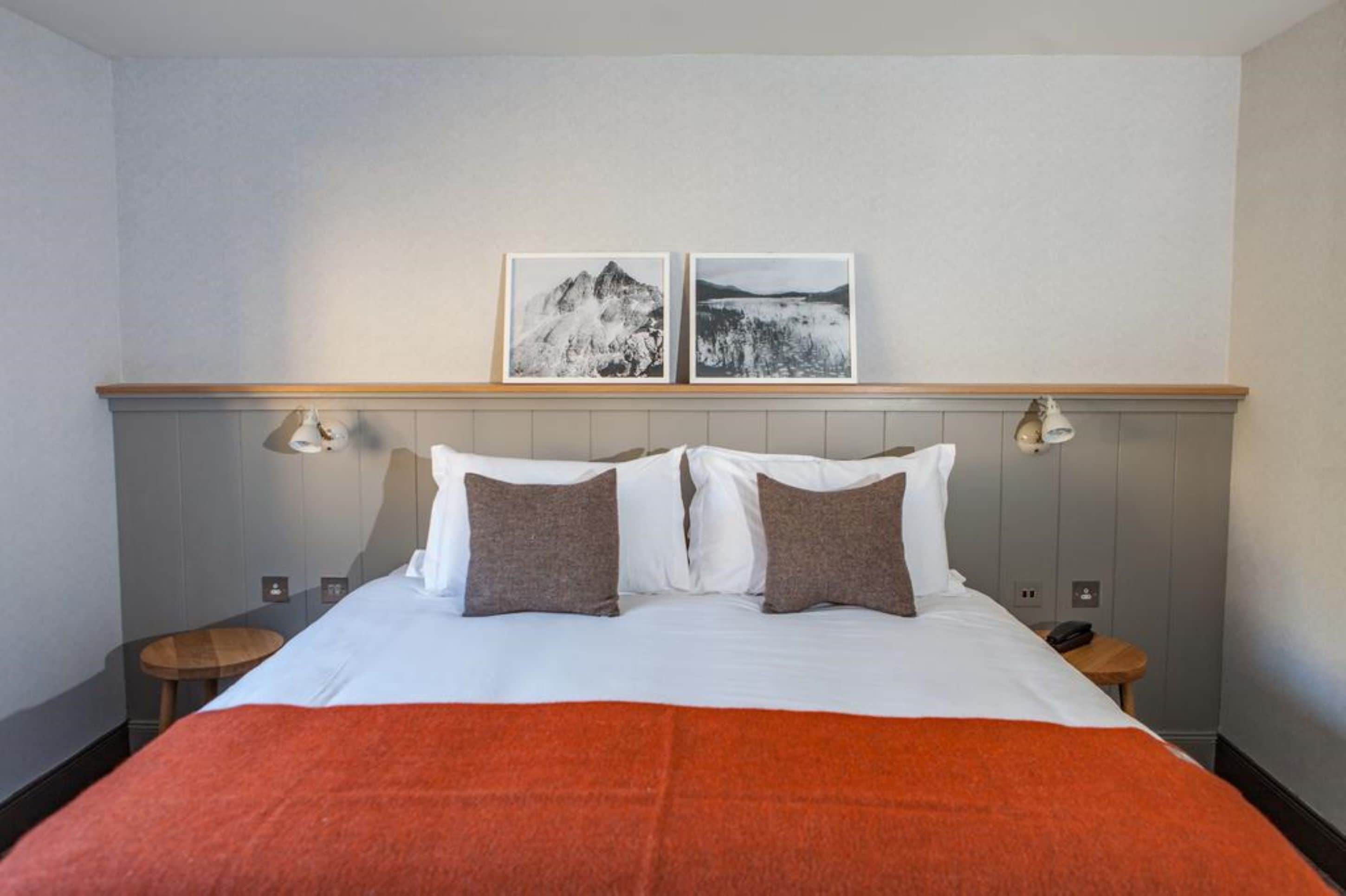 double room | desk, iron/ironing board, free wifi, bed sheets