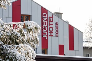 Front of property - Jugendhotel Egger (Villach)