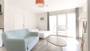 Standard Studio | 1 bedroom, soundproofing, iron/ironing board, free WiFi