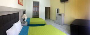 Double Room, 2 Double Beds - Hotel RC Plaza Liberación (Guadalajara)