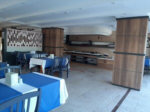 Desayuno buffet incluido todos los días