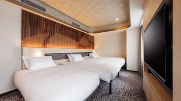 Deluxe Twin for 5 people - Non - Smoking / Residential style | Desk, blackout drapes, iron/ironing board, free WiFi