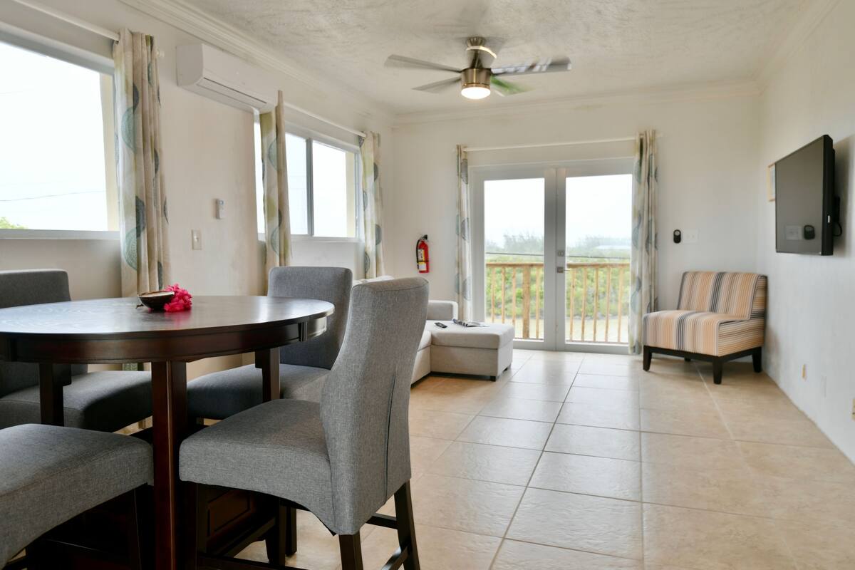 Comfort Condo | 1 bedroom, hypo-allergenic bedding, Tempur-Pedic beds, soundproofing