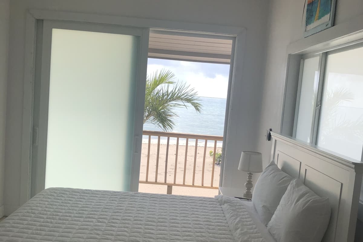 Comfort Suite, 2 Bedrooms, Non Smoking, Beach View | 1 bedroom, hypo-allergenic bedding, Tempur-Pedic beds