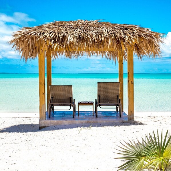 Beach/ocean view - Fountain Bay Resort & Marina (New Bight)