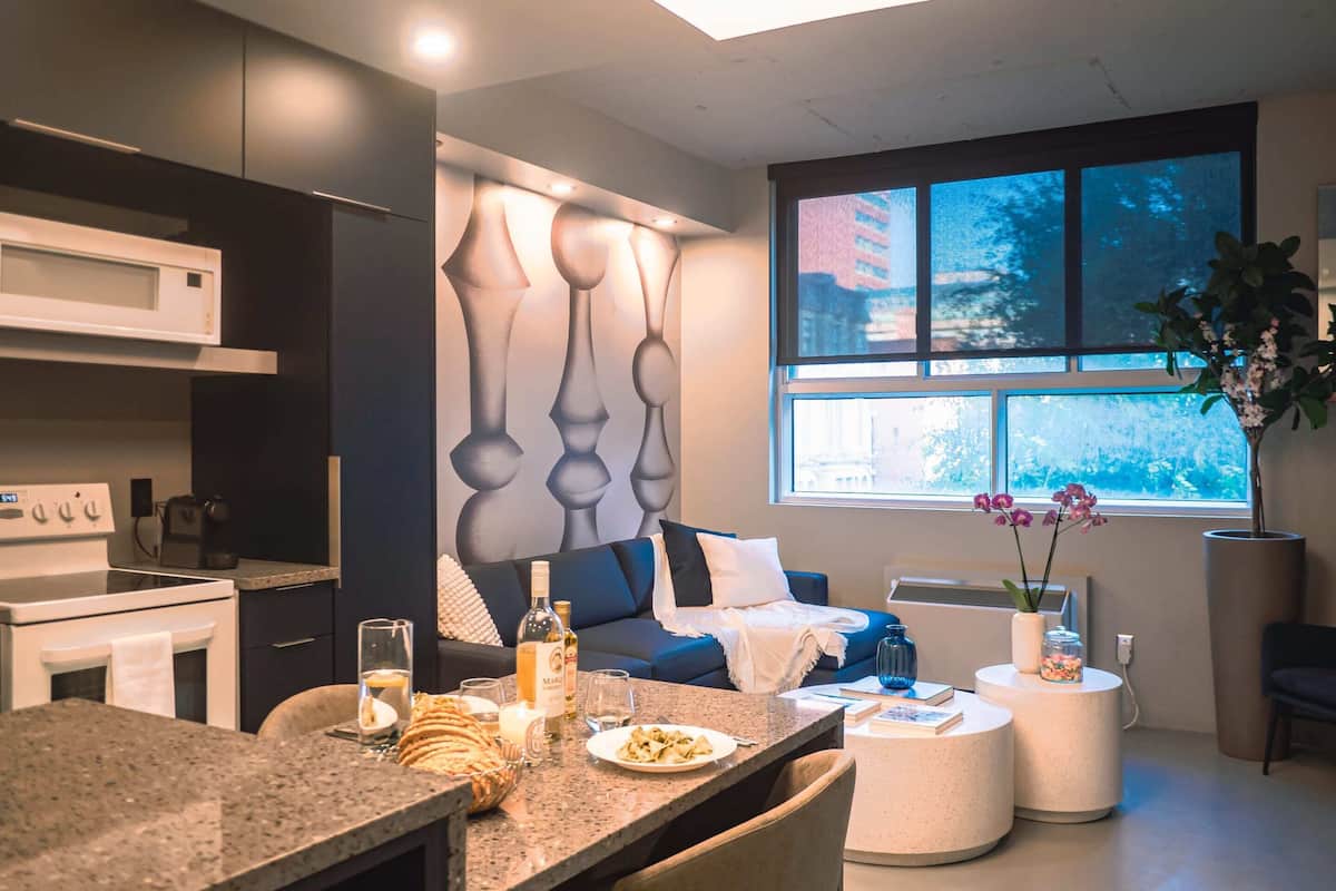 Classic Single Room | Dining
