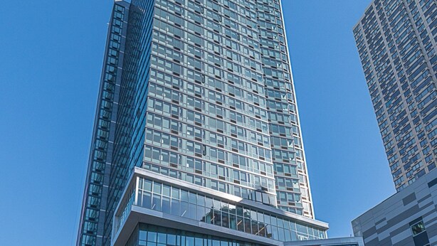 Front of property - Dream Home Luxury Suites (Jersey City)