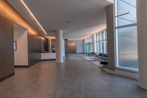 Lobby - Dream Home Luxury Suites (Jersey City)