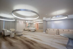 Body treatments, hydrotherapy, aromatherapy, hot stone massages