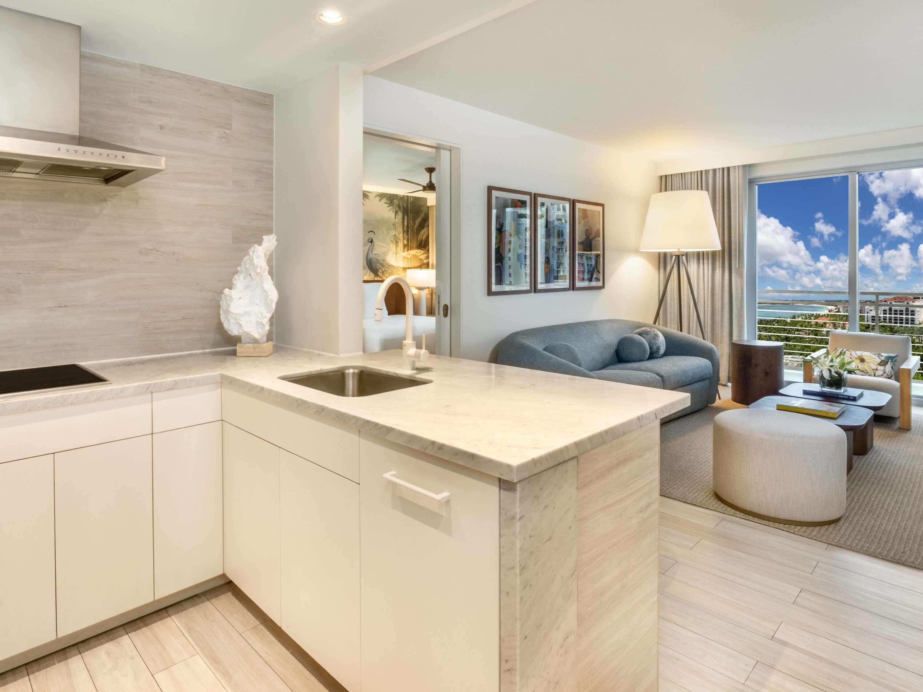 Ocean View Signature Suite | Egyptian cotton sheets, premium bedding, down comforters, pillowtop beds
