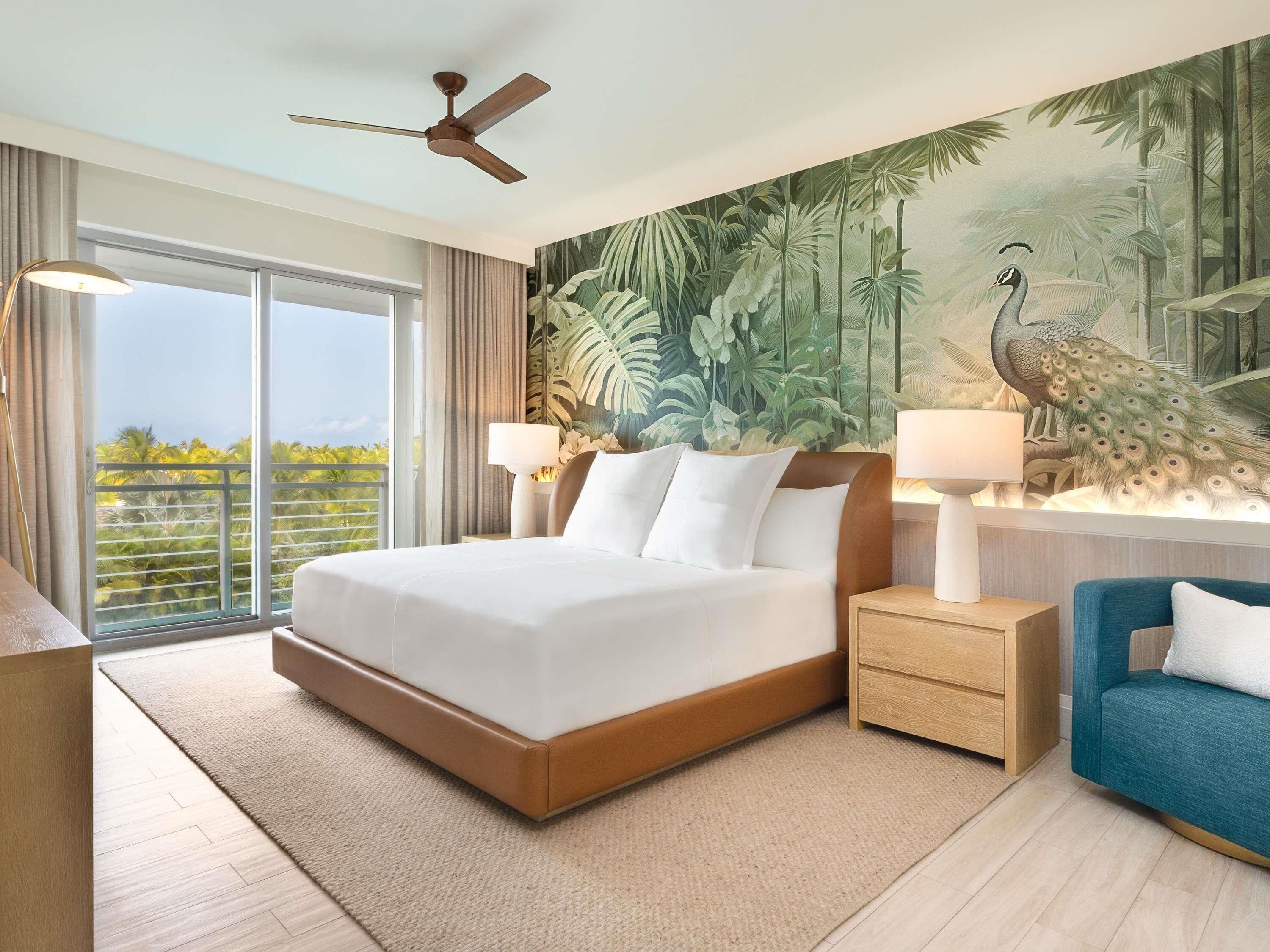 Egyptian cotton sheets, premium bedding, down comforters, pillowtop beds