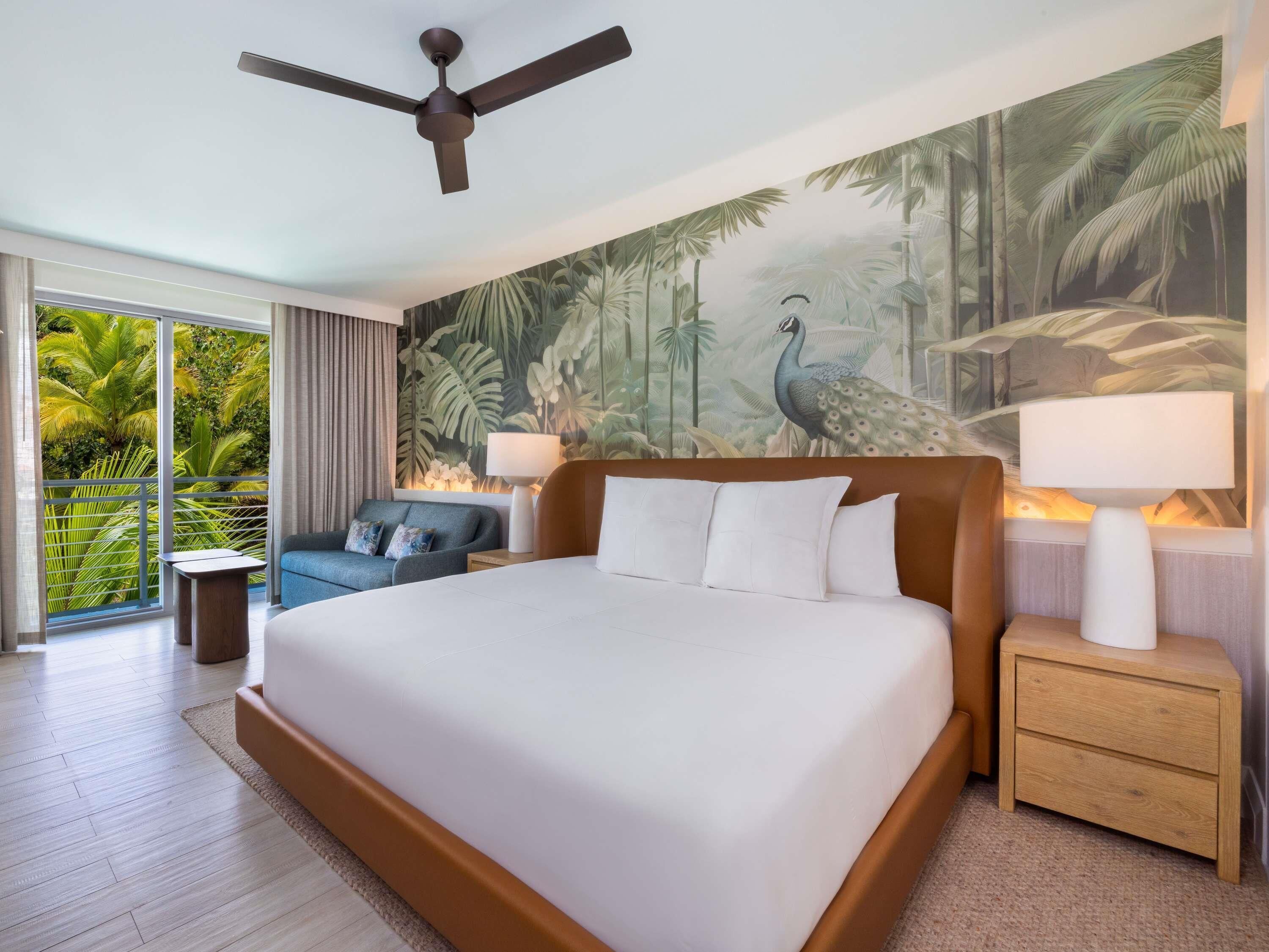 Egyptian cotton sheets, premium bedding, down comforters, pillowtop beds