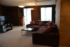Living area - Hotel Presidium Palace (Lovech)