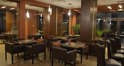 Hotel Presidium Palace