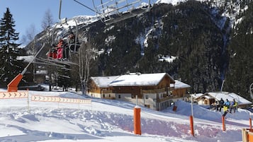 Snow and ski sports